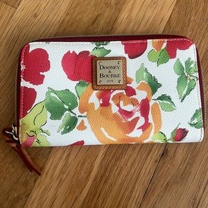 Dooney & Bourke floral leather zip wallet